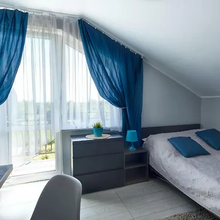 Dworek U Ewy Wiosenna 10 * Karwia