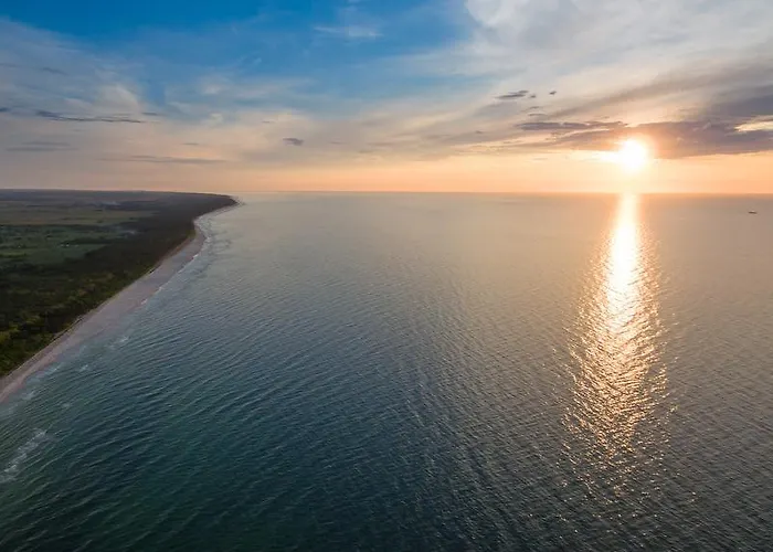 Dworek U Ewy Wiosenna 10 * Karwia