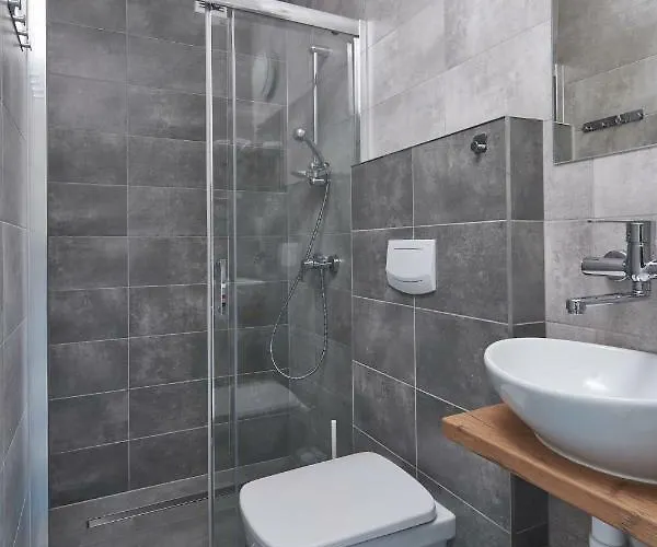 Dworek U Ewy Wiosenna 10 Accommodatie bij particulieren Karwia