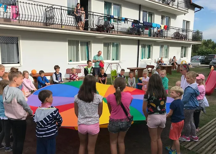 Dworek U Ewy Wiosenna 10 * Karwia